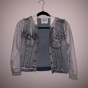 So Nikki Sweatshirt jean jacket